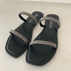 NWOT Matisse Free People Proposal Black/Silver Rhinestone Slide Sandals Sz 9
